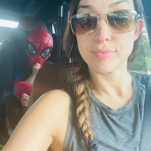 Meet your Posher, Carrie